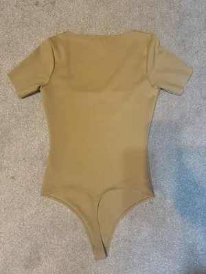 Good American Tan Square Neck Short Sleeve Thong Bodysuit Size 1 (S) thumbnail 4