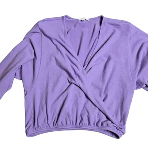 Beyond Yoga Wrapped Up Purple Pullover‎ Size: S thumbnail 3