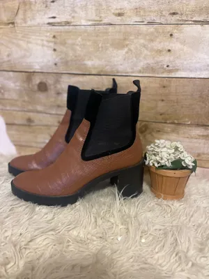 DV by Dolce Vita Natta croc Textured Chelsea Boots thumbnail 4