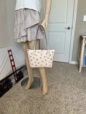 Coach Tote thumbnail 9
