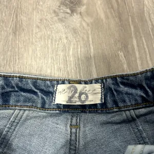 Free People We The Free Denim Jean American Flag USA Shorts Size 26 thumbnail 2