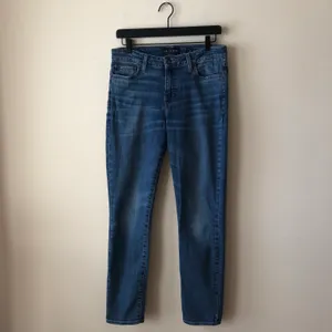 Lucky Brand Lolita Skinny Jeans thumbnail 2