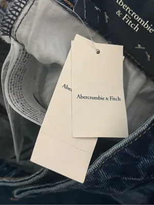 Abercrombie & Fitch The Dad Short High Rise in Medium Wash Curve Love thumbnail 5