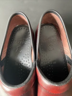 Dansko Professional Cordovan Cabrio Leather Work Clogs Size 38 / 7.5-8 thumbnail 4