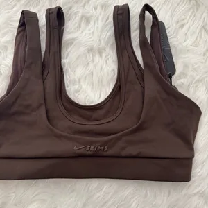 Nike Skims Matte Double Strap Scoop Bra Dark Sepia Size Small thumbnail 9