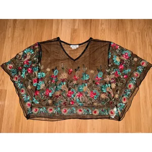 Rachel Zoe Floral Embroidered Sheer Crop Top V-Neck Boho Black Whimsical Goth thumbnail 2