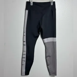 Nike Dri-Fit Women Workout Black/Gray Athletic‎ Yoga Capri Leggings size M thumbnail 7