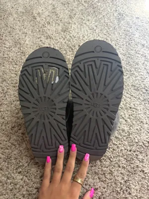 UGG Slippers Platform thumbnail 4