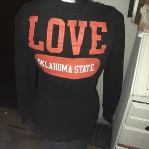 Victoria’s Secret Love Oklahoma State XS fitted sweatshirt thumbnail 3
