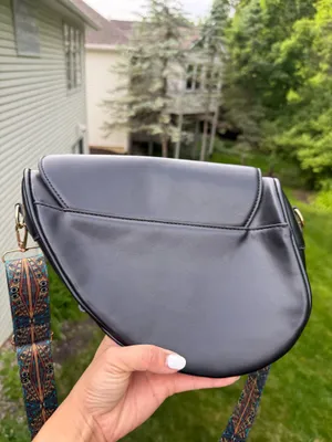 Black asymetric saddle bag thumbnail 2
