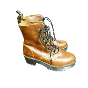 Dr. Martens Leona Butterscotch Brown Women’s New Orleans Leather Heeled Boots 8 thumbnail 2