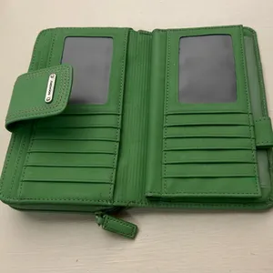 Dockers Bright Green Snap-Closure Continental Wallet LEATHER thumbnail 4