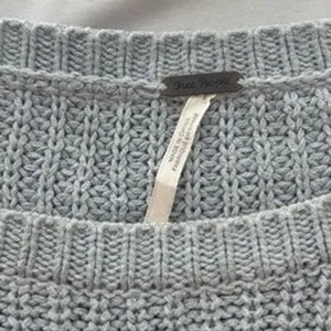Free People Grey Ribbed Knit Cropped Short Sleeve Boxy Sweater Cotton Blend XS‎ thumbnail 3