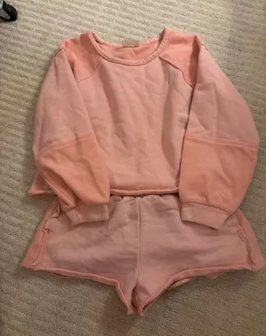 Boutique Sweatshirt and Short Set in Peach thumbnail 1