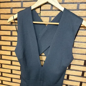 Windsor Gray Cross Over Back‎ Romper Size Large thumbnail 3