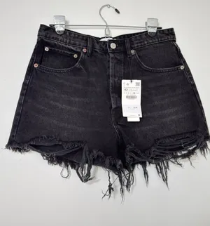 NWT Zara Women's Black High Waisted Frayed Hem Cut Off Denim Shorts Size 10 thumbnail 1