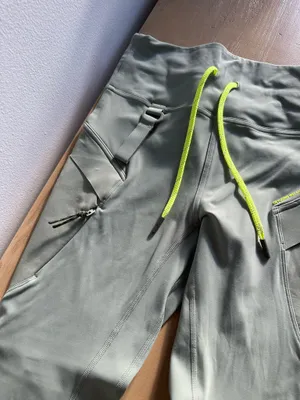 Lululemon Cargo Super-High-Rise Hiking Tight 25" Laurel Green 6 thumbnail 2