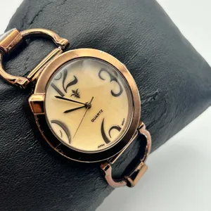 Metallic Brown Exaggerated Stainless Steels Women's Quartz Watch Working Gold thumbnail 4