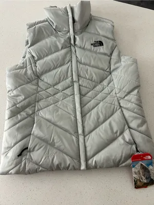 The North Face Aconcagua Vest Down 550 Fill Lunar Ice Grey Womens Medium NWT thumbnail 2