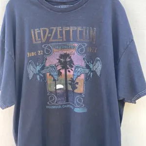 Led Zeppelin Womens plus size 0/1X short sleeve Grey blue concert band tee thumbnail 4