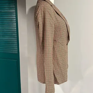 TAHARI NWT Peak Lapel neutral pattern blazer - 2 ($120) thumbnail 8