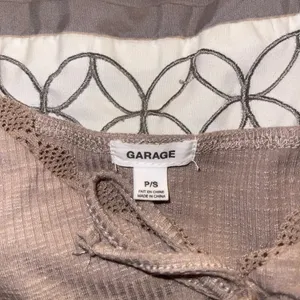 Garage crop top thumbnail 3