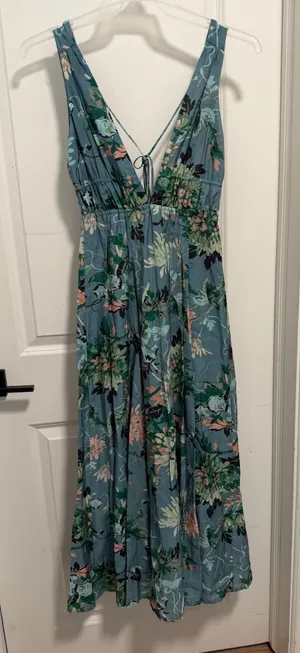 Floral dress thumbnail 1
