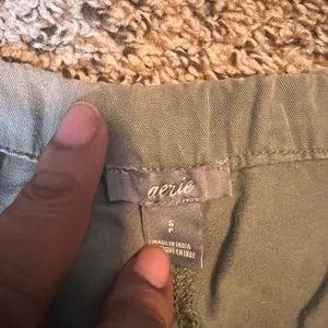 Aerie Womens Shorts‎ Size S Olive Green Casual Drawstring Ruffle Hem thumbnail 2