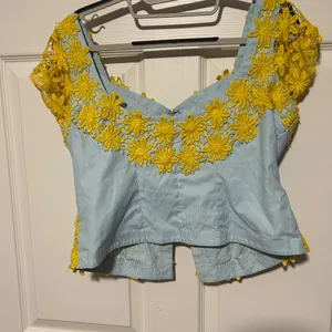 Handmade Crop with Yellow Floral Embroidery thumbnail 5