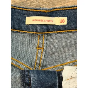Levis High Rise Jean Shorts Size‎ 28 Distressed Cut Off Denim Micro Mini Bootie thumbnail 4