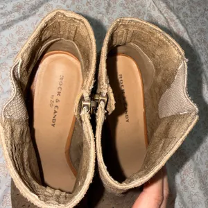 Rock and Candy Heels Size 10 thumbnail 5