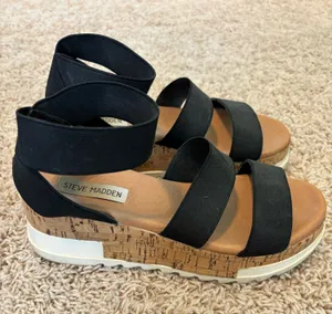 Steve Madden Platform Sandals thumbnail 1