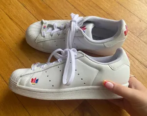 Adidas Superstar Sneakers thumbnail 1
