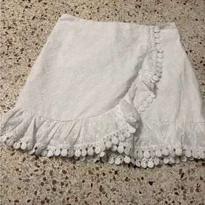 Lilly Pulitzer Ellia eyelet skort white size 0 thumbnail 3