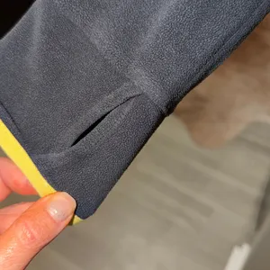 Nike quarter 1/4 zip up Black and Yellow fleece Pullover thumbnail 5