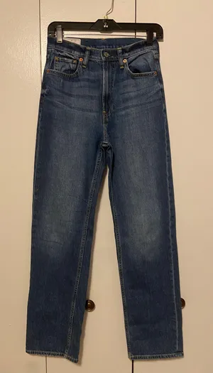 Gap High Rise Jeans thumbnail 2