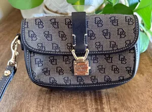 Dooney & Bourke Signature DB Wristlet Black Jacquard Y2K Logo Lock Clutch Preppy thumbnail 1