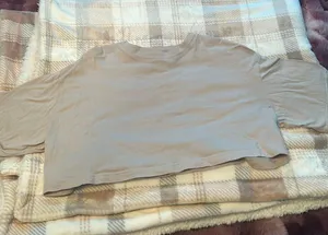 H&M cropped t shirt thumbnail 1