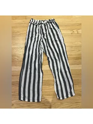 American Eagle Outfitters Gray White Striped Paperbag Pants thumbnail 2