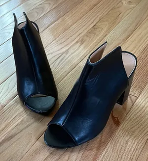 Elegant Black Women's Peep thumbnail 1