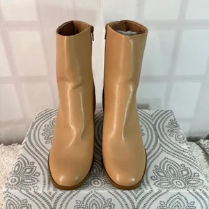 A New Day Tan Almond Toe Side Zip Block Heel Janelle Ankle Dress Bootie Size 11 thumbnail 3