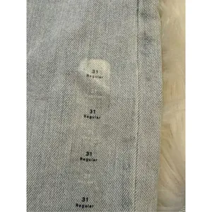 Gap Light Wash Relaxed Fit Tapered Leg Jeans 31/ 10 NEW thumbnail 4