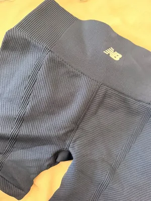 New Balance S Womens Seamless High-Waist Biker Shorts Navy Blue Size S Ribbed Te thumbnail 5
