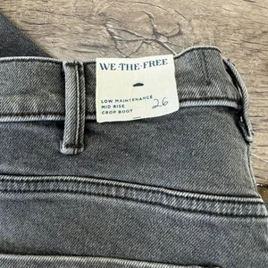 We The Free Jeans Sz 26‎ Black Faded Low Maintenance Mid Rise Crop Boot thumbnail 7
