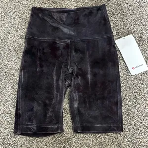 Lululemon Wunder Lounge Velour short size 4 thumbnail 1