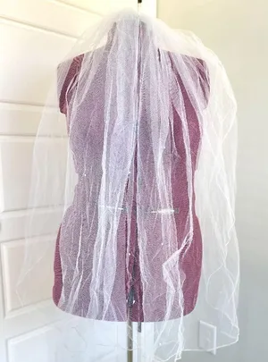 JJs House White Wedding Bridal Pearl Detail Single Layer Fingertip Veil lot V60‎ thumbnail 1