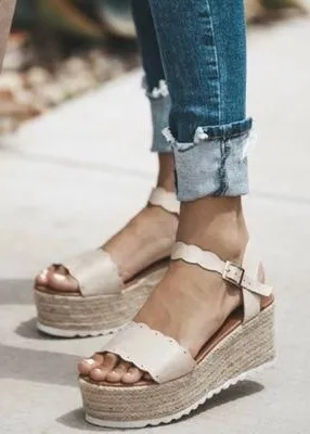 Ams Nude/Natural scalloped Espadrille Wedge thumbnail 1