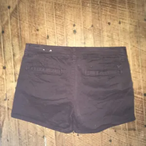 American Eagle plum size 8 midi stretch shorts Purple thumbnail 4