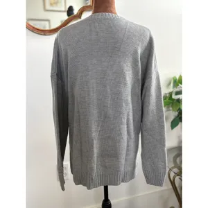Holiday Time Womens‎ Gray Polar Bear Christmas Sweater M Festive Holiday Outfit thumbnail 3