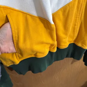 Champion Green Bay Packers Tri Color Block Quarter Zip Hooded Sweatshirt Medium thumbnail 3